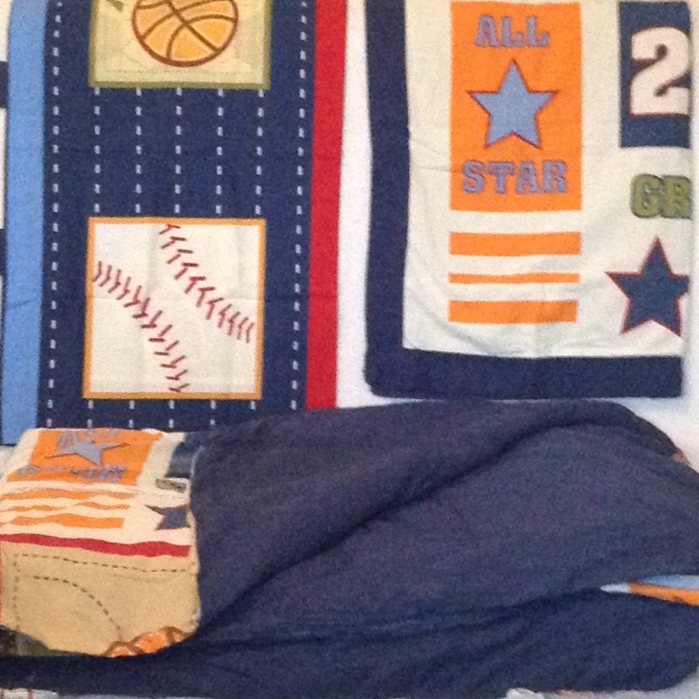 Twin comforter set (sports/blue reversible)